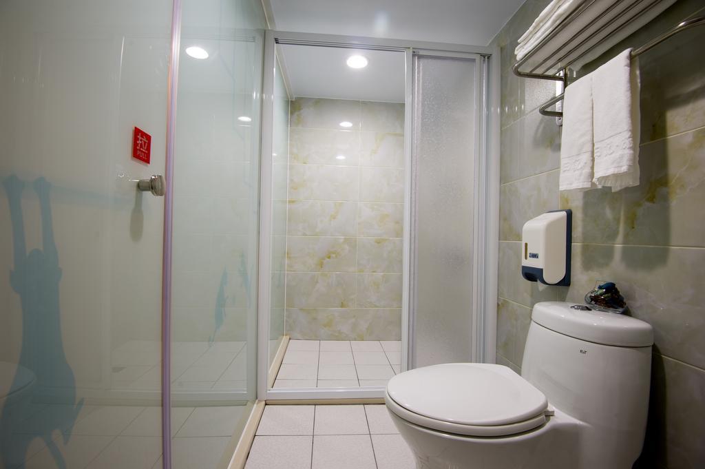 Hotel 6 - Zhonghua Taipei Exterior photo